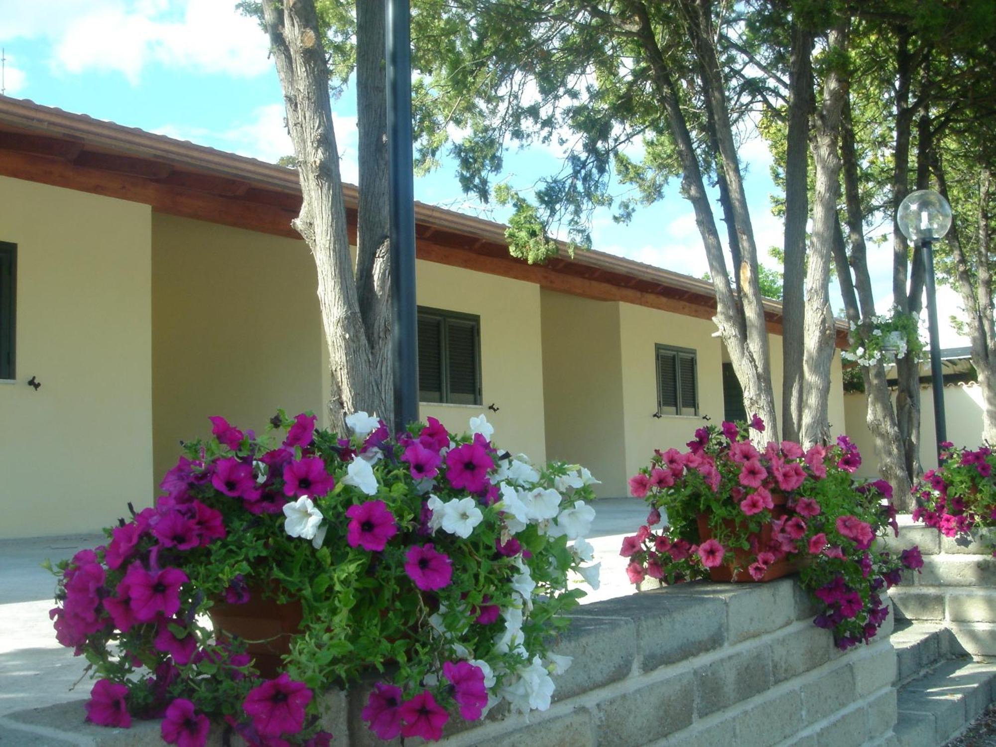 צ'יוויטווקיה Hotel Samarcanda מראה חיצוני תמונה